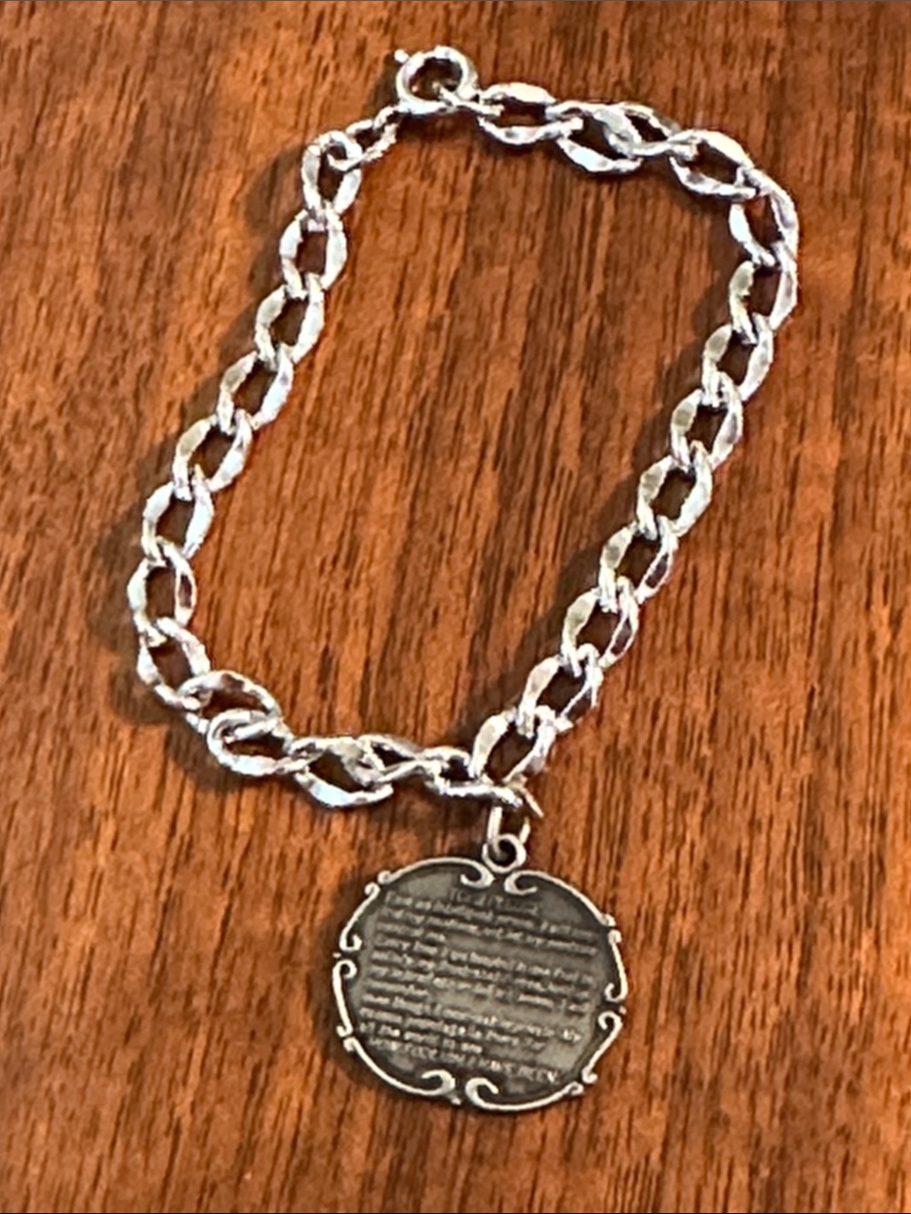 Vintage Shiny Silver-Tone Chain Bracelet with TOPS Charm